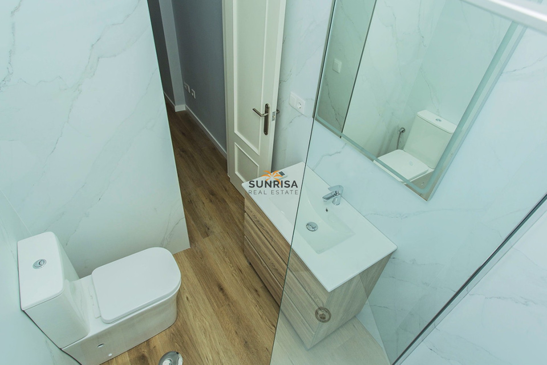 Resale - Apartment - La Mata