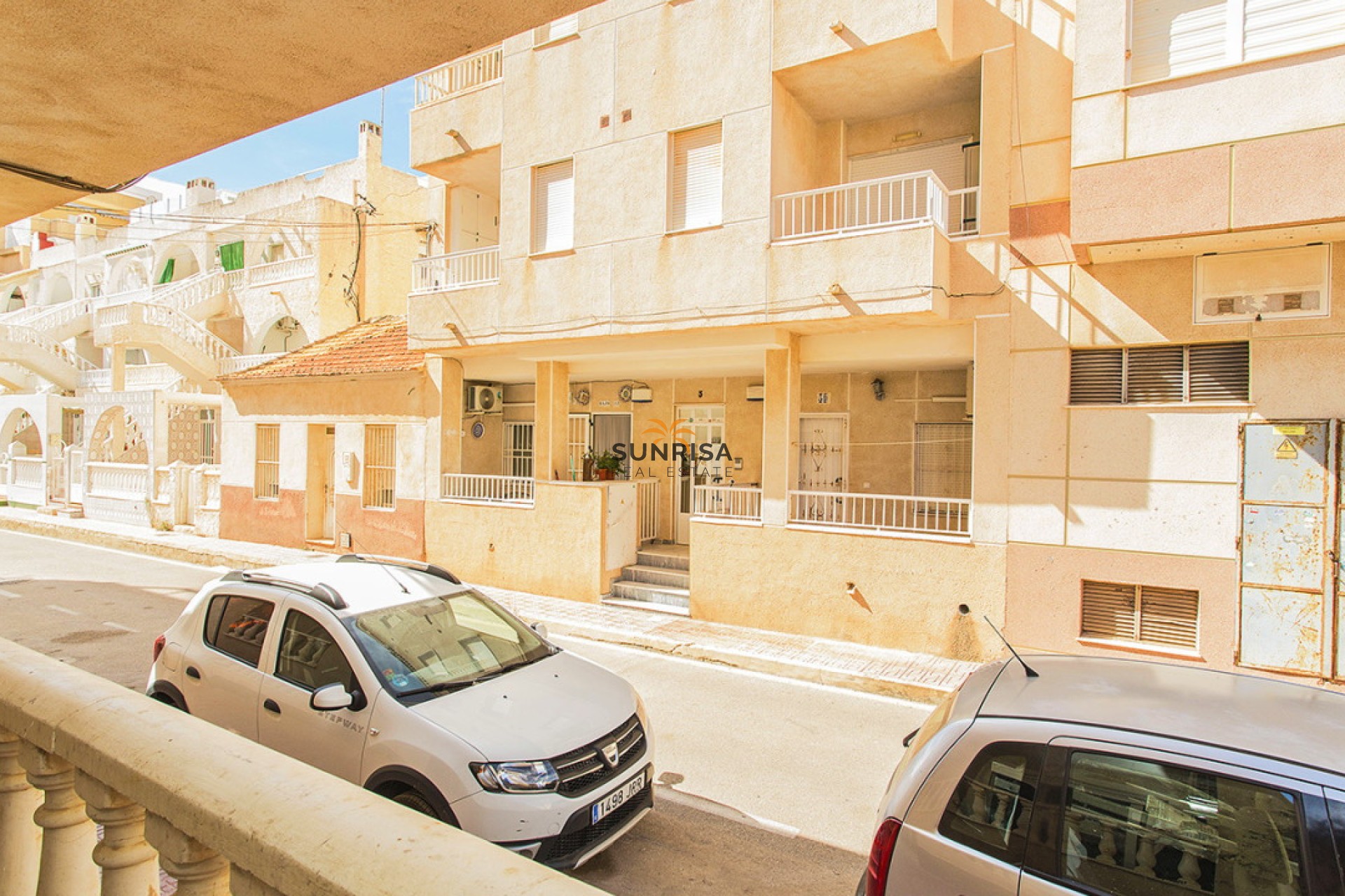Resale - Apartment - La Mata