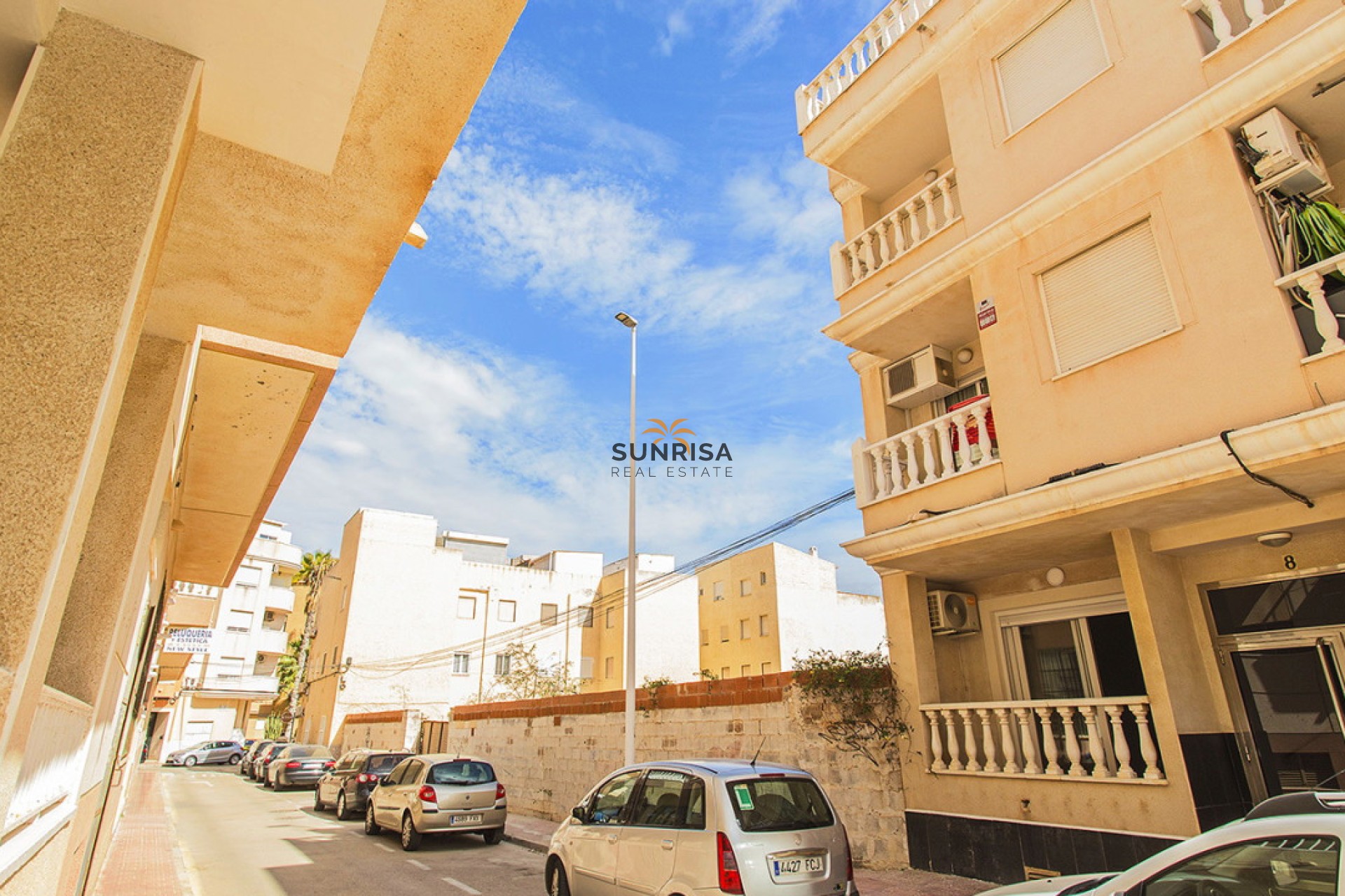 Resale - Apartment - La Mata