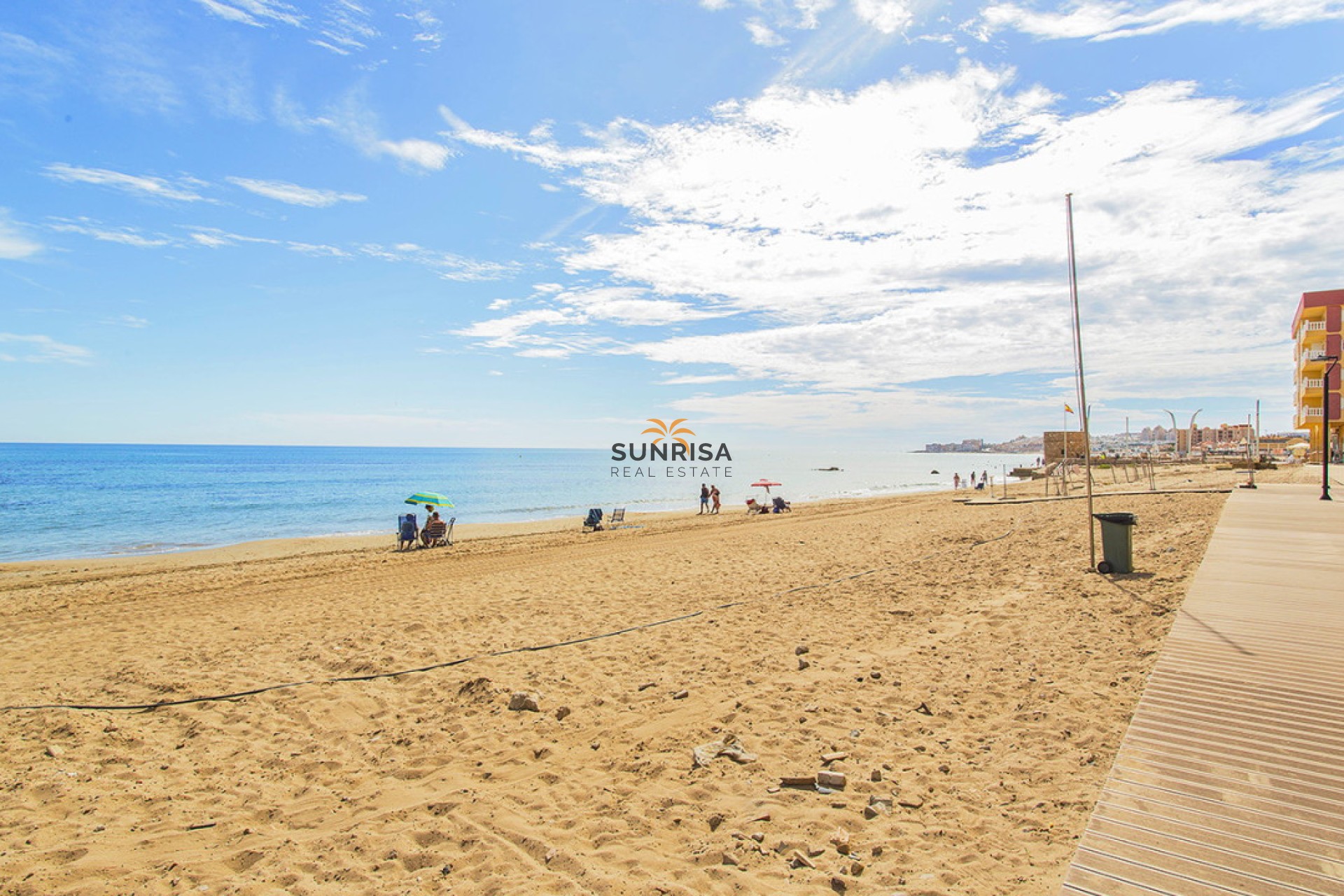 Resale - Apartment - La Mata