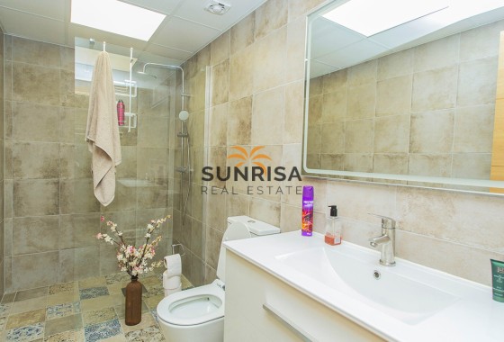 Local comercial · Reventa - Torrevieja · Habaneras · Alicante · España