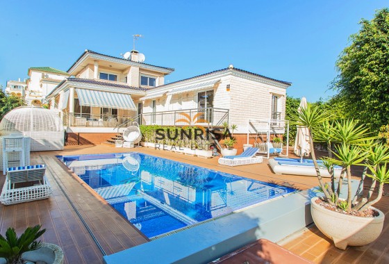 Villa · Revente - Torrevieja · Torrelamata - La Mata · Alicante · Espagne