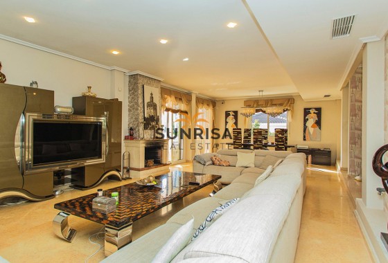 Villa · Revente - Torrevieja · Torrelamata - La Mata · Alicante · Espagne