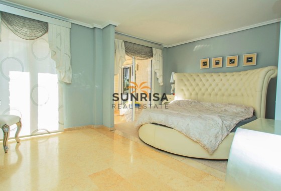 Villa · Revente - Torrevieja · Torrelamata - La Mata · Alicante · Espagne