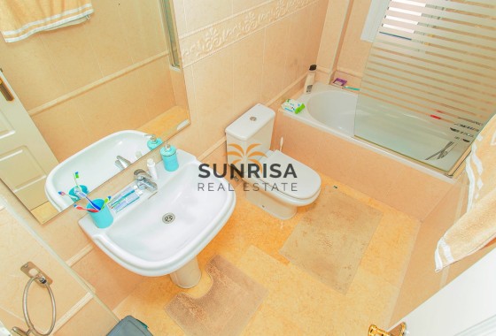 Villa · Revente - Torrevieja · Torrelamata - La Mata · Alicante · Espagne