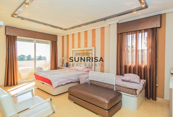 Villa · Revente - Torrevieja · Torrelamata - La Mata · Alicante · Espagne