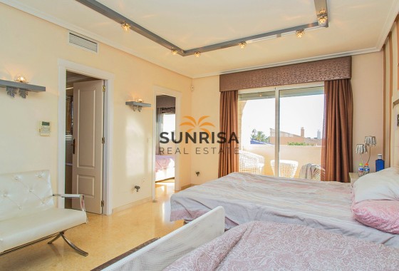 Villa · Revente - Torrevieja · Torrelamata - La Mata · Alicante · Espagne
