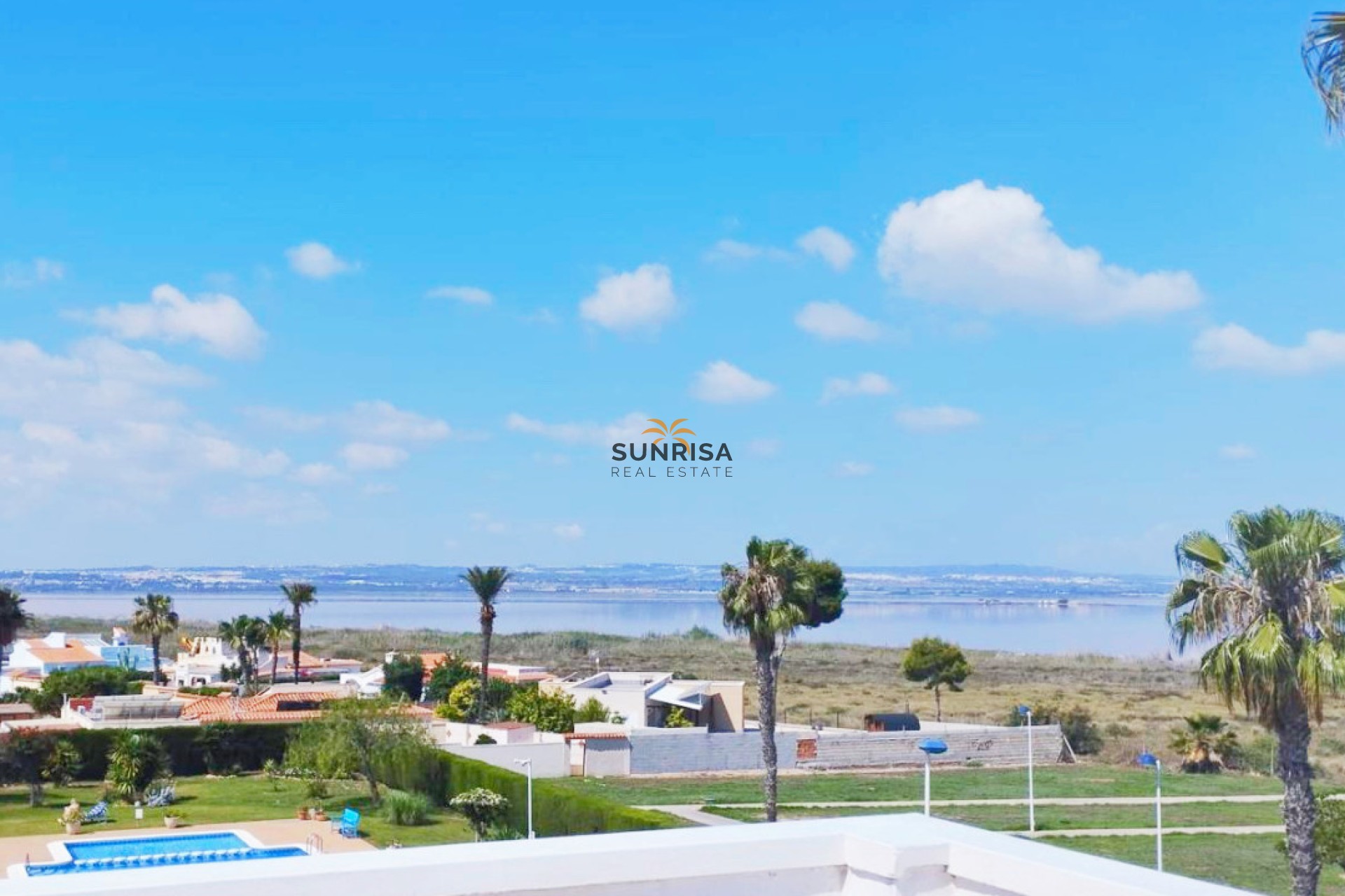 Herverkoop - Villa - Torrevieja