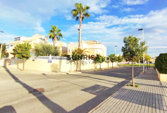Villa · Reventa - Torrevieja · Torretas · Alicante · España
