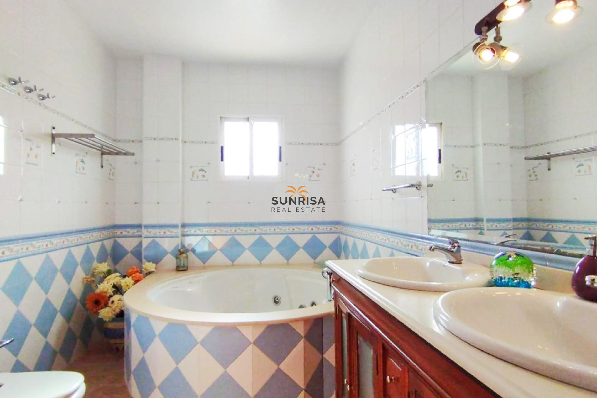 Herverkoop - Villa - Torrevieja