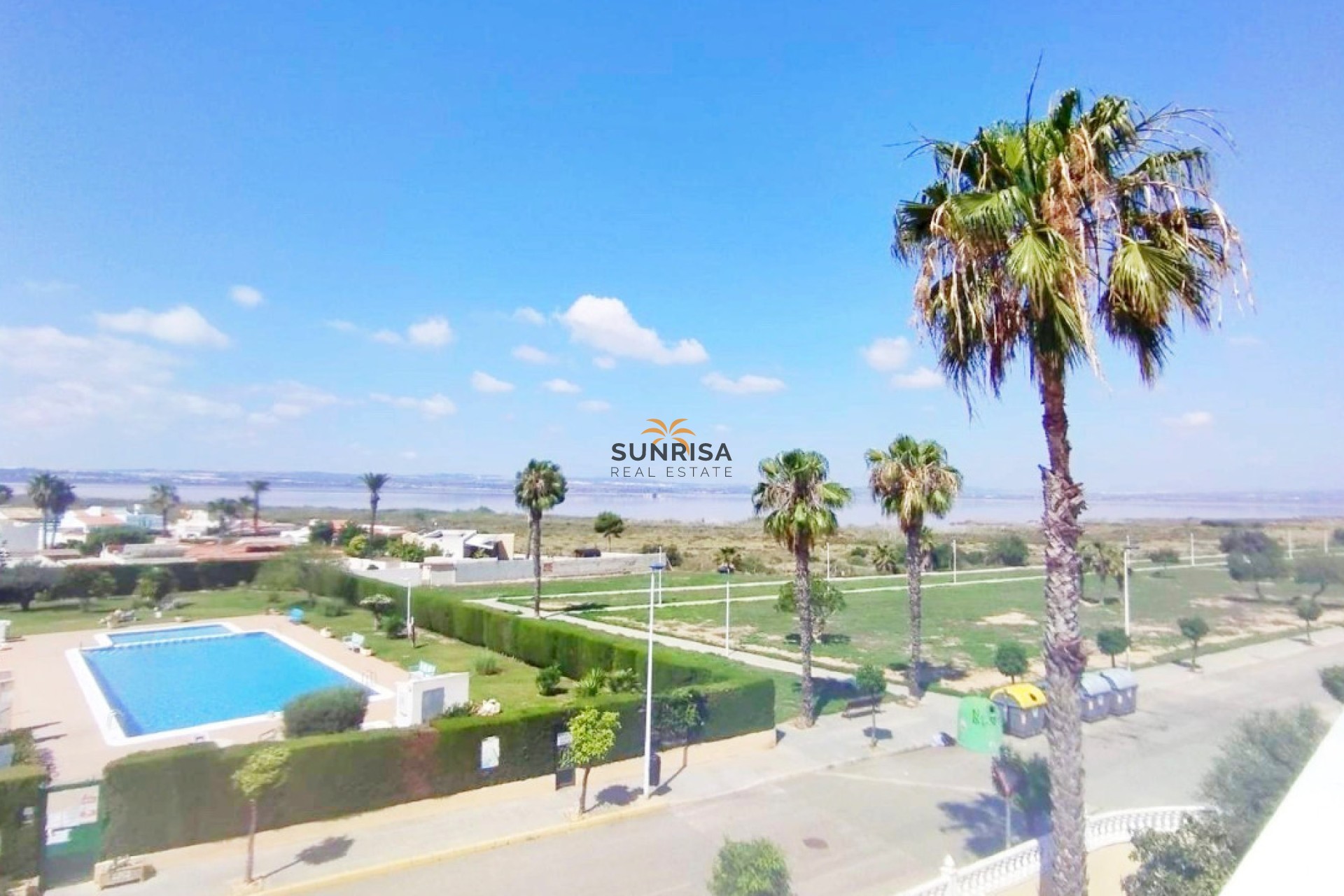 Herverkoop - Villa - Torrevieja