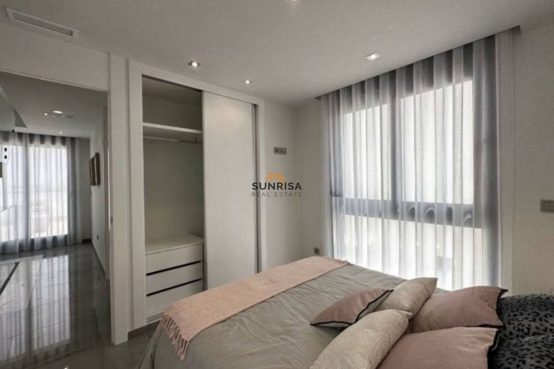 Herverkoop - Villa - Orihuela Costa