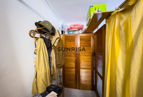 Apartamento · Reventa - Torrevieja · Playa de los Locos · Alicante · España