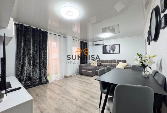 Appartement · Revente - Torrevieja · Centro · Alicante · Espagne