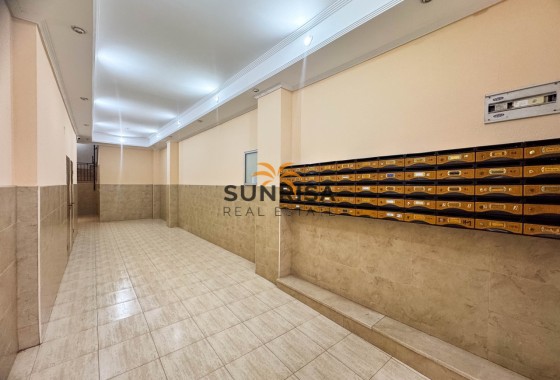 Appartement · Revente - Torrevieja · Centro · Alicante · Espagne