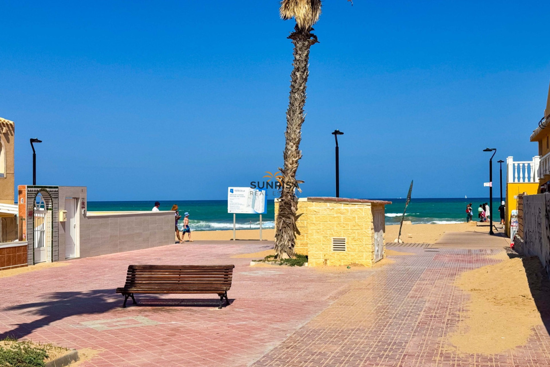 Resale - Villa - La Mata