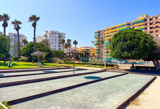 Villa · Revente - La Mata · Alicante · Espagne