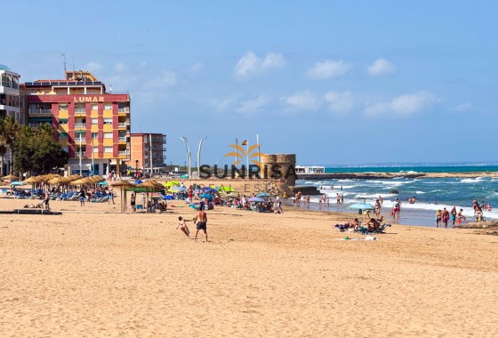 Villa · Revente - La Mata · Alicante · Espagne