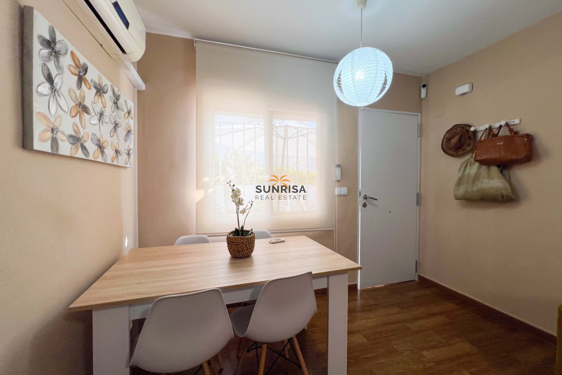 Resale - Villa - La Mata