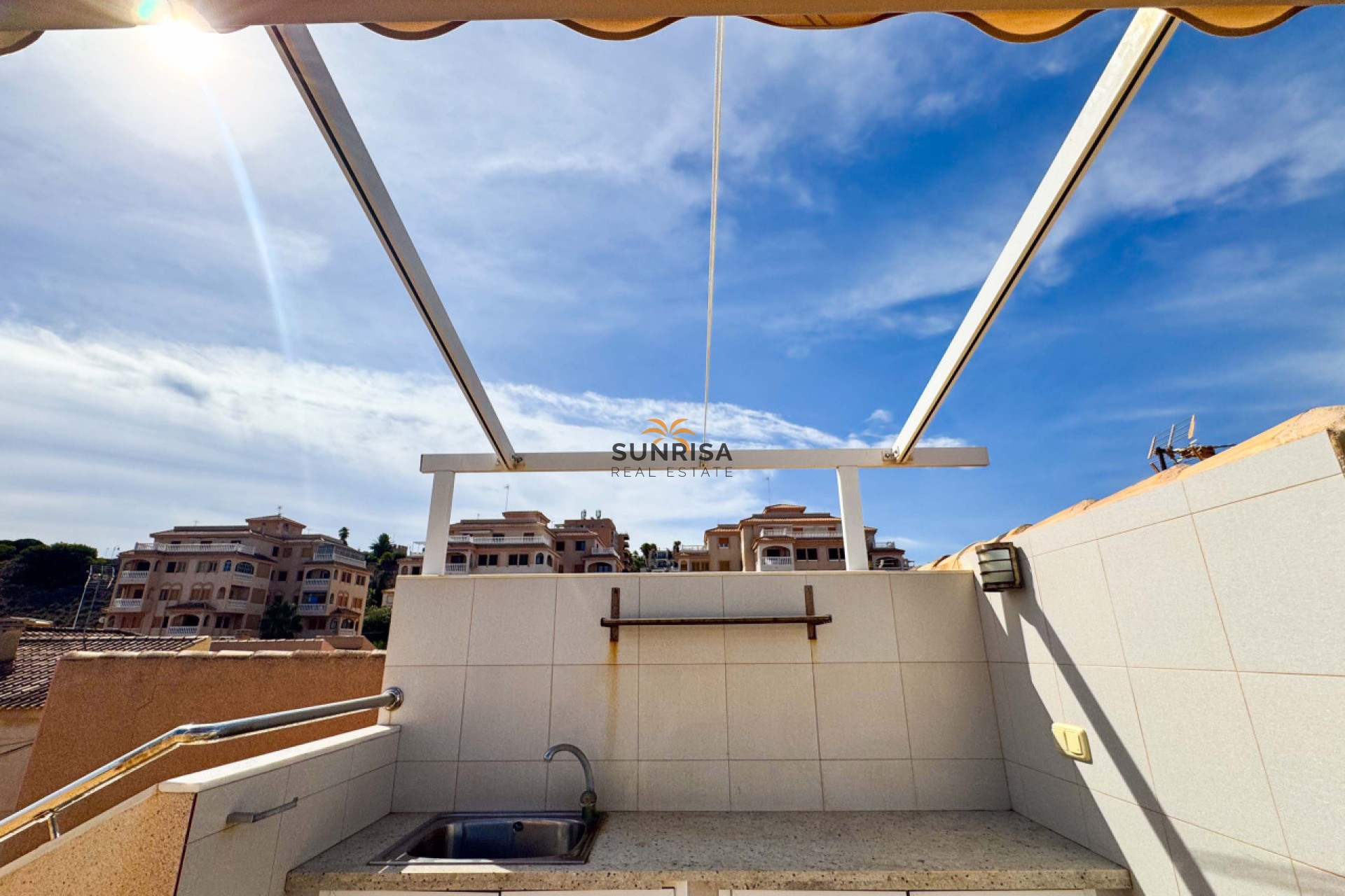 Herverkoop - Herenhuis - Torrevieja