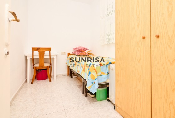Apartamento · Reventa - Torrevieja · Centro · Alicante · España