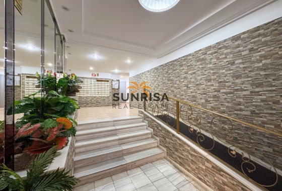 Apartamento · Reventa - Torrevieja · Alicante · España