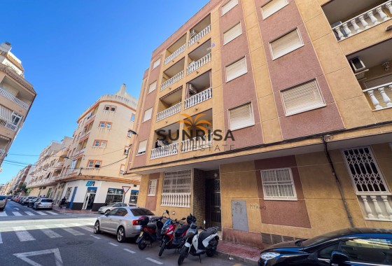Apartamento · Reventa - Torrevieja · Alicante · España