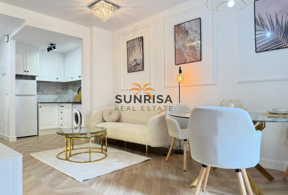 Appartement · Herverkoop - Torrevieja · Parque de las Naciones · Alicante · Spanje