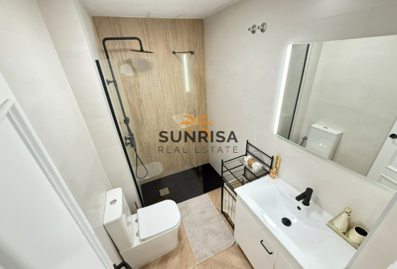 Appartement · Herverkoop - Torrevieja · Parque de las Naciones · Alicante · Spanje