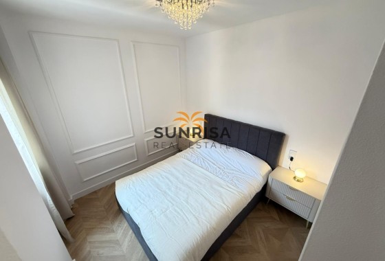 Appartement · Herverkoop - Torrevieja · Parque de las Naciones · Alicante · Spanje
