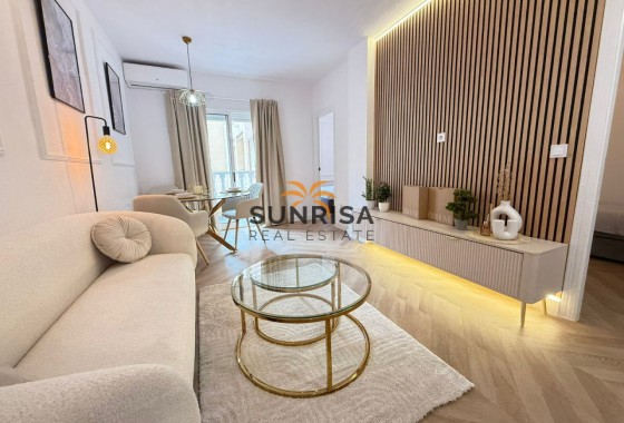Appartement · Herverkoop - Torrevieja · Parque de las Naciones · Alicante · Spanje