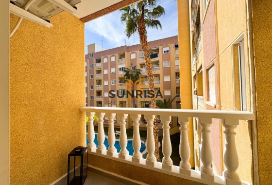 Appartement · Herverkoop - Torrevieja · Parque de las Naciones · Alicante · Spanje