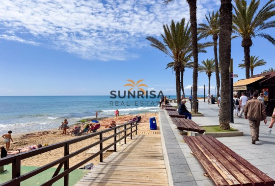 Appartement · Herverkoop - Torrevieja · Parque de las Naciones · Alicante · Spanje