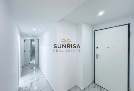 Apartment · Resale - Torrevieja · Alicante · Spain