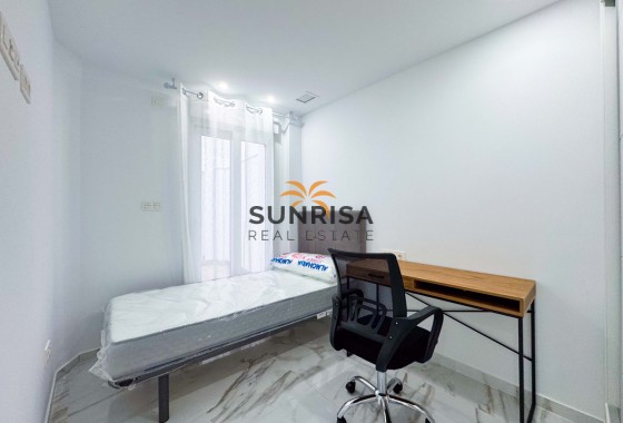 Apartment · Resale - Torrevieja · Alicante · Spain