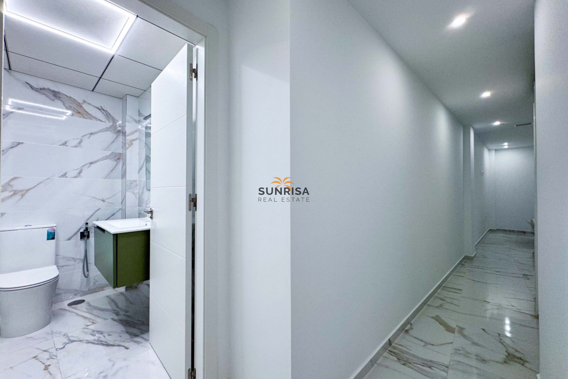 Resale - Apartment - Torrevieja