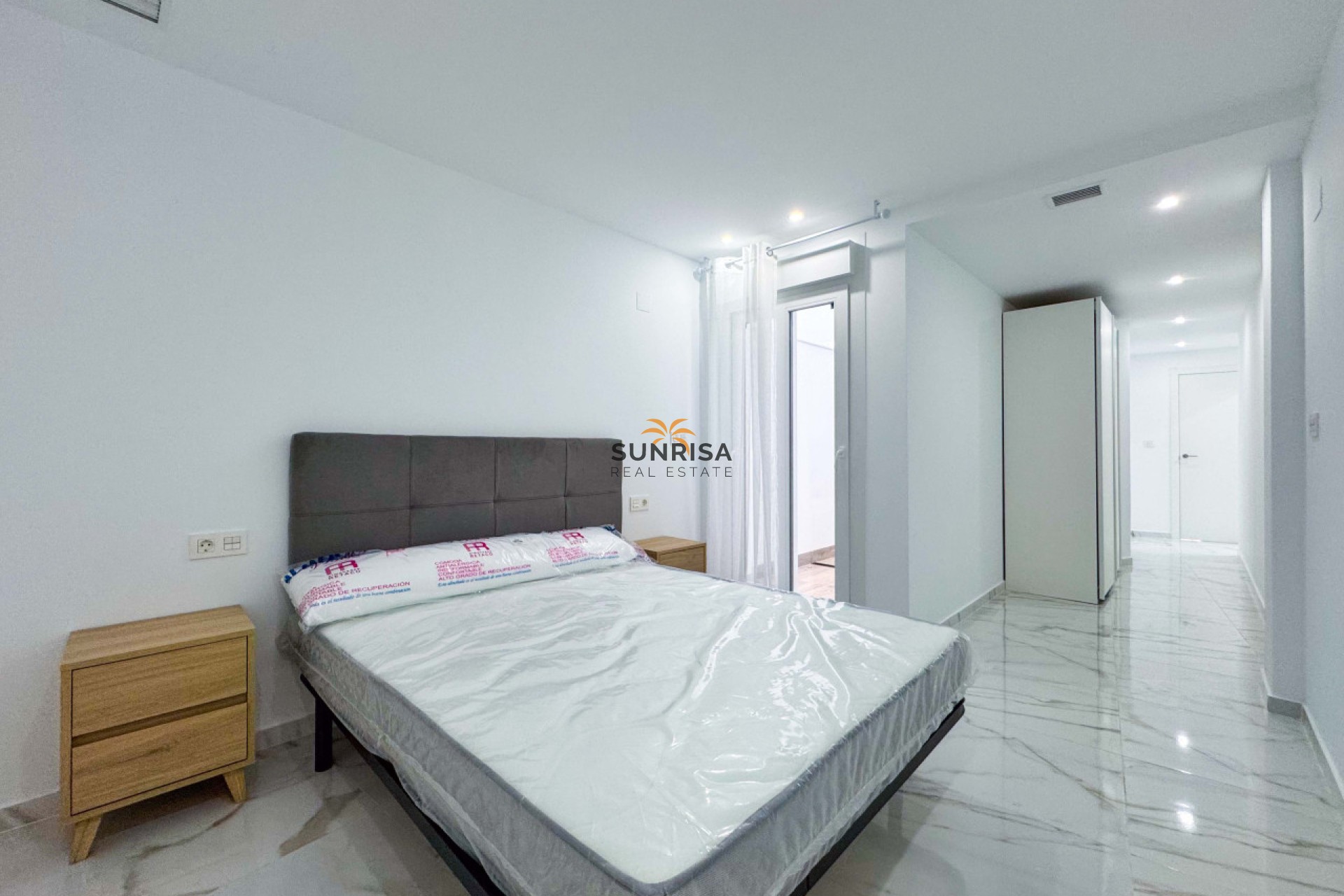 Resale - Apartment - Torrevieja