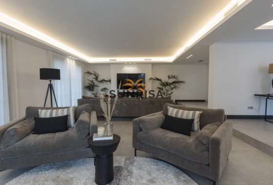 Villa · Herverkoop - Marbella · Rio Real · Málaga · Spanje