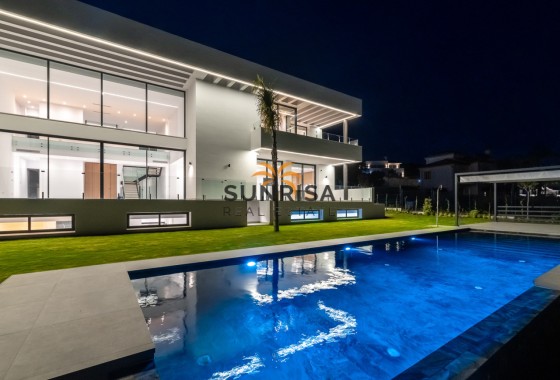 Villa · Nouvelle construction - El Paraíso · Málaga · Espagne