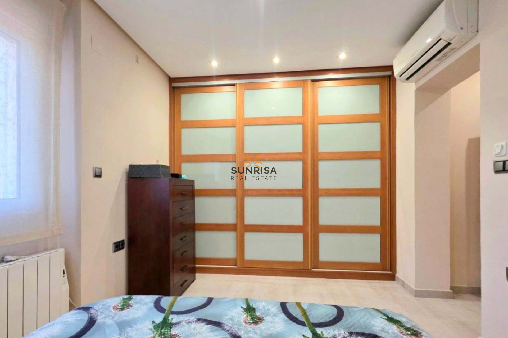 Revente - Villa - Orihuela Costa