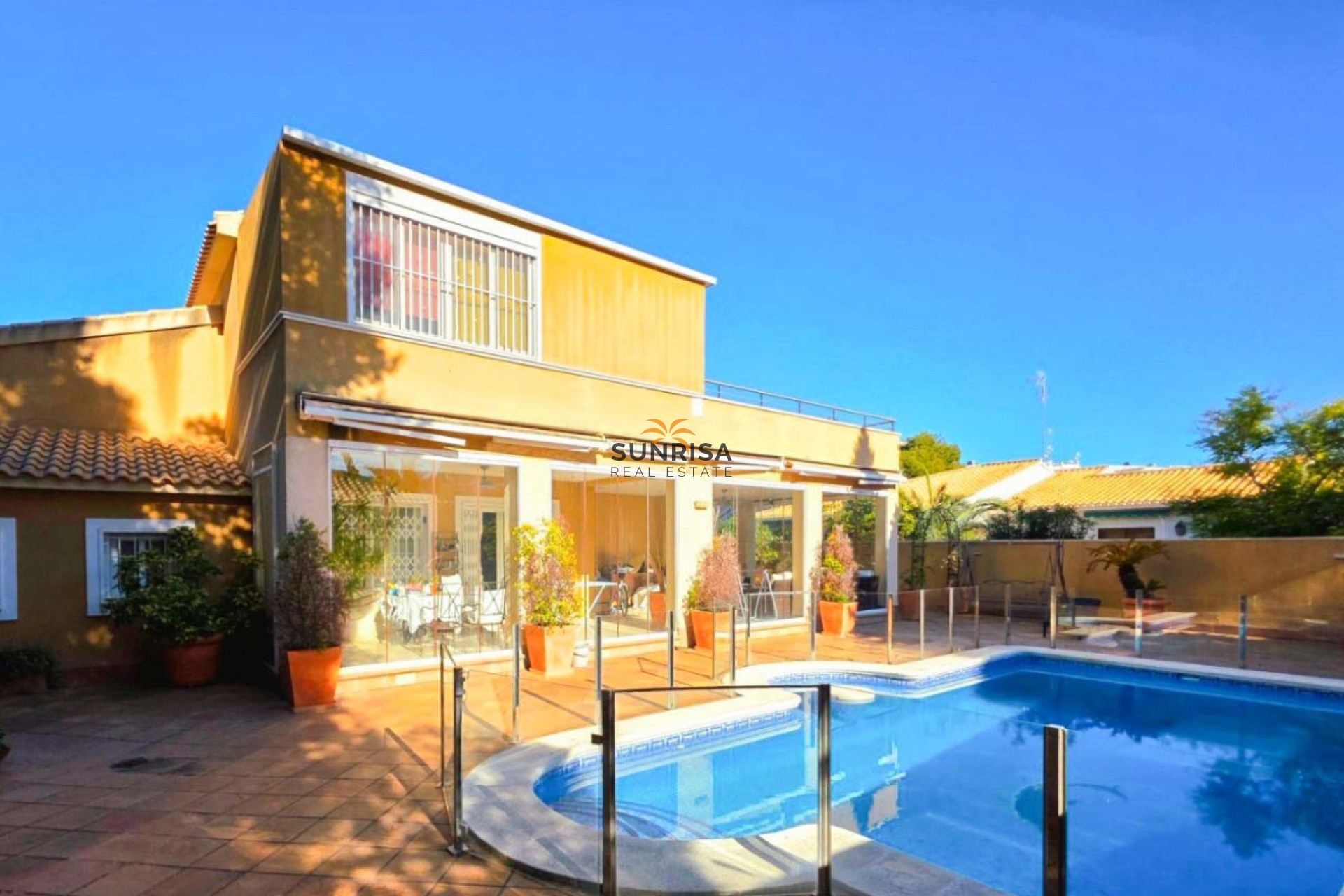 Revente - Villa - Orihuela Costa