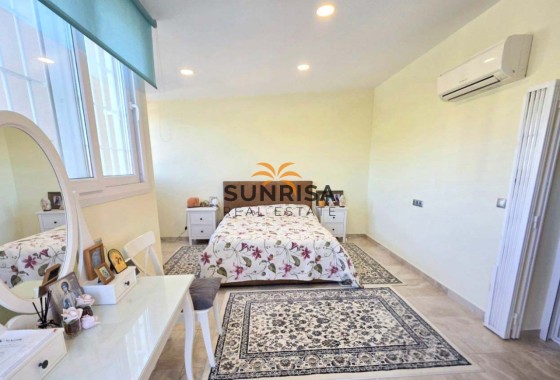 Villa · Revente - Orihuela Costa · Campoamor · Alicante · Espagne
