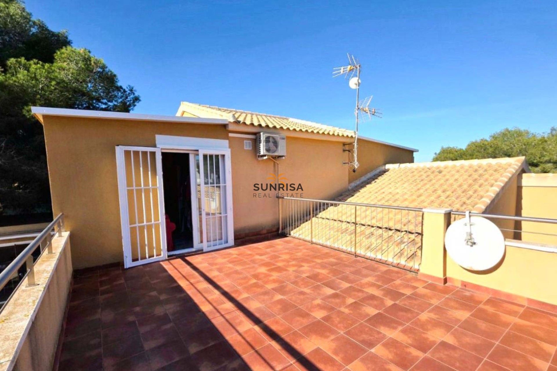 Revente - Villa - Orihuela Costa
