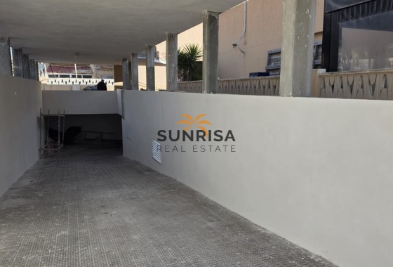 Garage · Herverkoop - Torrevieja · Los Europeos · Alicante · Spanje