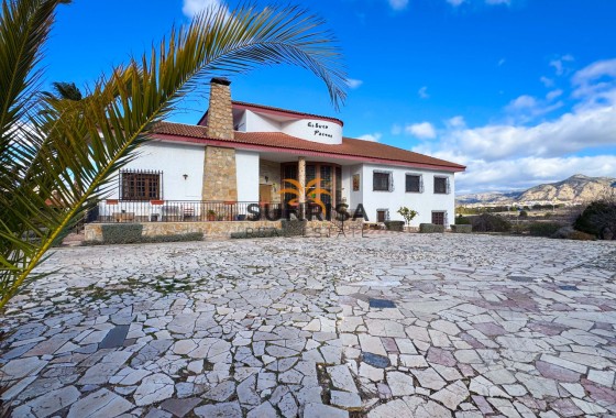 Villa · Herverkoop - Elda · Alicante · Spanje
