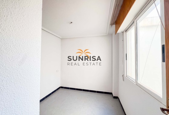 Apartamento · Reventa - Torrevieja · Playa de los Locos · Alicante · España