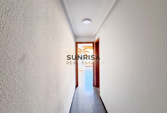 Apartamento · Reventa - Torrevieja · Playa de los Locos · Alicante · España