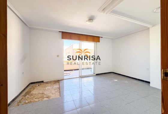 Apartamento · Reventa - Torrevieja · Playa de los Locos · Alicante · España