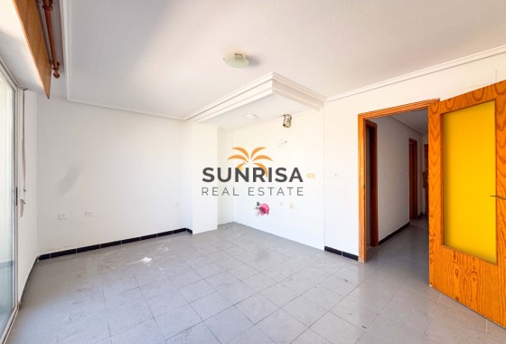 Apartamento · Reventa - Torrevieja · Playa de los Locos · Alicante · España