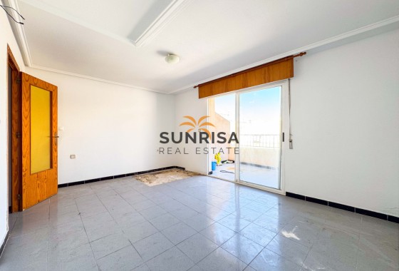 Apartamento · Reventa - Torrevieja · Playa de los Locos · Alicante · España